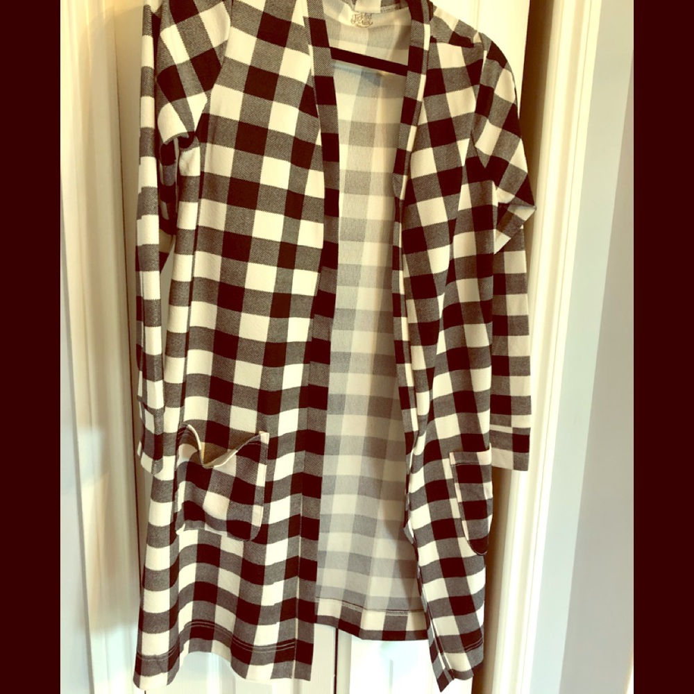 Black and white duster/cardigan